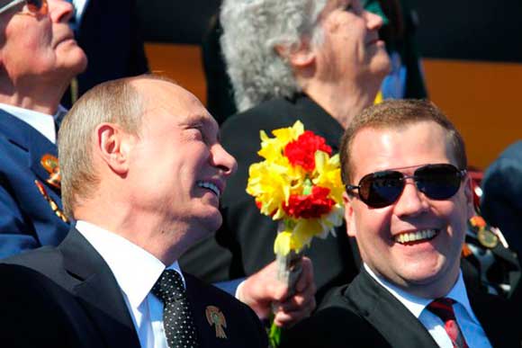 Путин и Медведев на параде