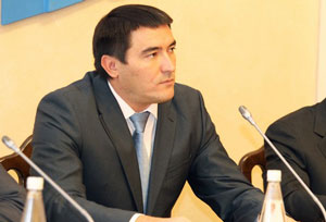 Первый зампредседателя Совета министров Крыма Рустам Темиргалиев