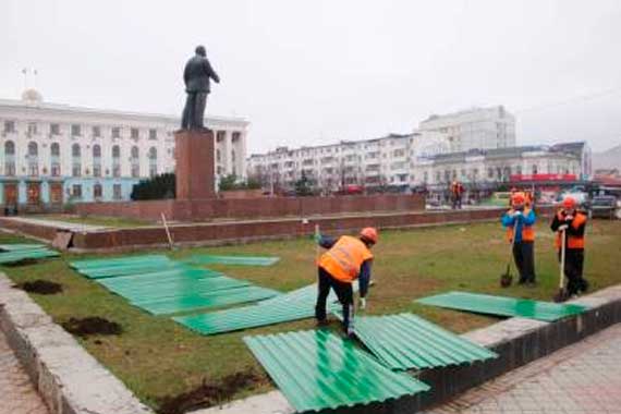 памятник Ленину в Симферополе, площадь им. Ленина
