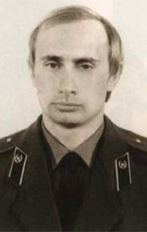 Будущий президент РФ Владимир Путин во время службы в КГБ