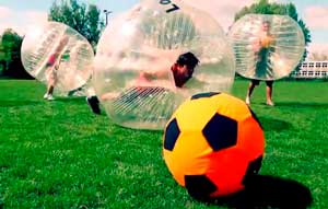 Бампербол – это футбол в прозрачных шарах