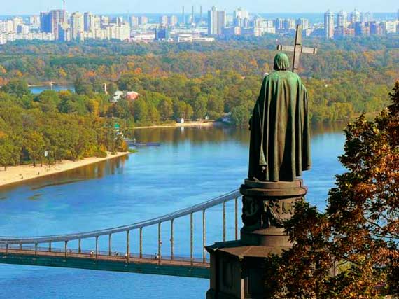 памятник Владимиру в Киеве