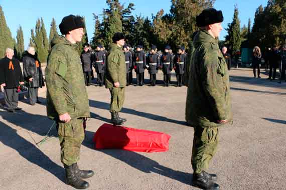 17 декабря на Мемориальном кладбище советских воинов в пос. Дергачи состоялось захоронение останков советского воина, севастопольца Алексея Белостоцкого.