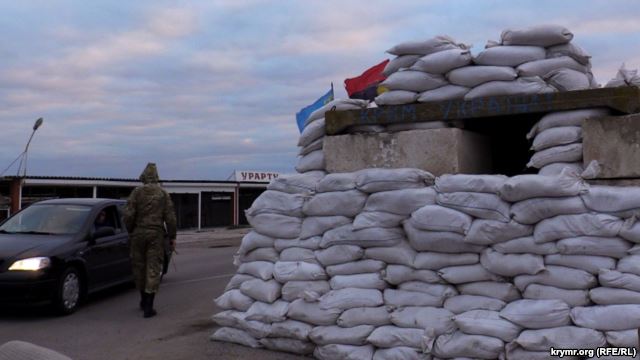 блокпост на въезде в Крым