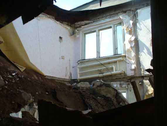 При взрыве котла в Севастополе погибли два человека