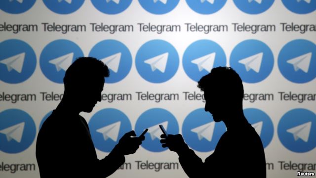 Программа Telegram считается одной из самых надежно защищенных. В режиме «секретный чат» вся переписка полностью шифруется: получить к ней доступ можно только напрямую с устройств собеседников.