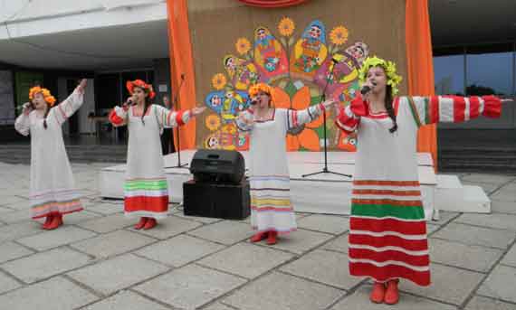 В преддверии Дня славянской письменности и культуры 22 мая в Культурно-информационном центре прошел фестиваль «Славянские родники».