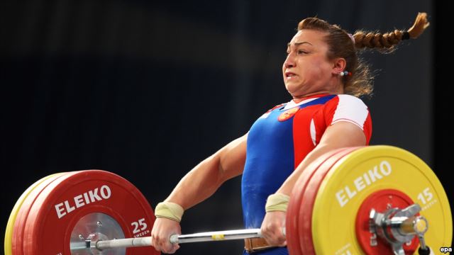 Российских тяжелоатлетов могут отстранить от участия в Олимпиаде-2016 в случае новых положительных результатов тестов на допинг