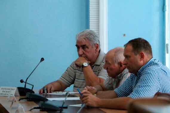 руководители севастопольских отделений политический партий