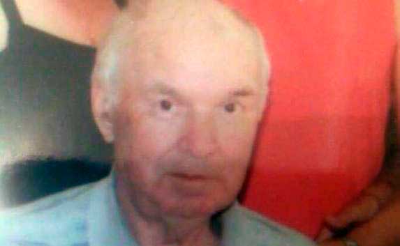 Родственники 82-летнего жителя Севастополя по имени Михаил обратились за помощью к общественности. Мужчина ушёл из дома 19 сентября и до сих пор не вернулся.