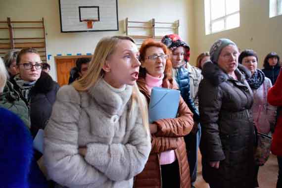 Родители севастопольской школы отстояли право своих детей обучаться в нормальных условиях