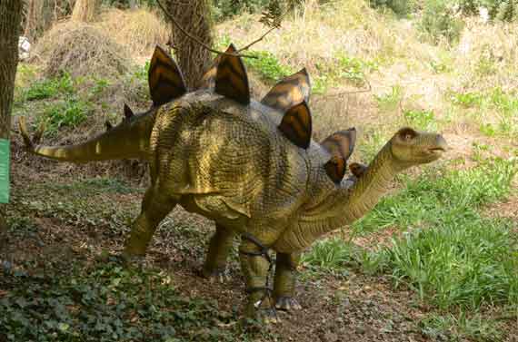 выставка динозавров в Никитском ботаническом саду