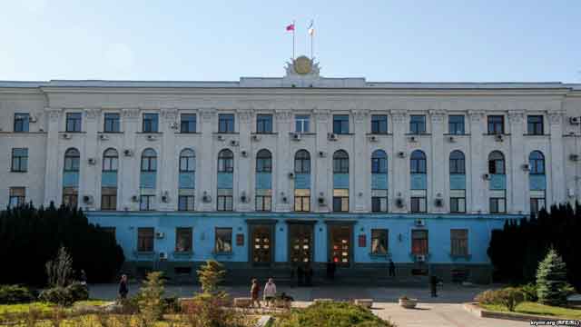 Здание правительства Крыма в Симферополе