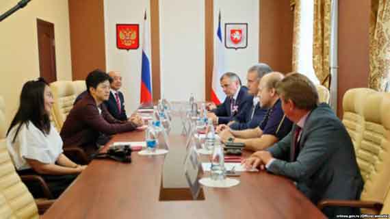 Китайская делегация на встрече с российским руководством аннексированного Крыма, сентябрь 2017 года