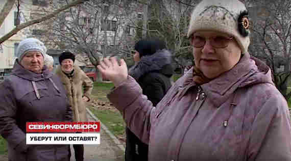 Севастопольцы беспокоятся, что на месте пустыря у домов № 52 и 54 на проспекте Героев Сталинграда вместо сквера появится торговый комплекс