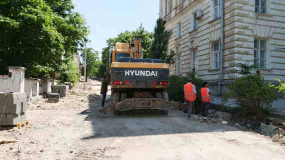 Ремонт дороги на улице Советская в Севастополе