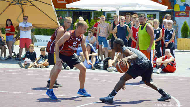 streetball ТРЦ «Муссон» провел третий ежегодный Кубок по баскетболу 3х3