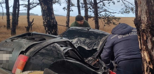 Пострадавшая пассажирка легкового автомобиля «Нива» была деблокирована