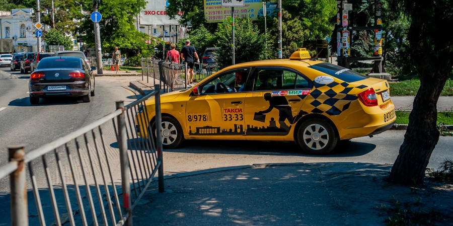 такси в Севастополе
