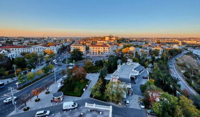 площадь Ушакова в Севастополе