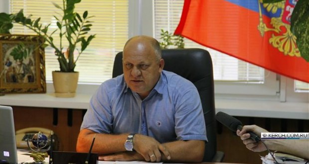 глава администрации Керчи Святослав Брусаков
