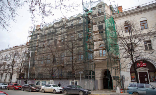 ремонт здания музея имени Крошицкого