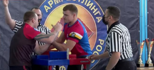 Пятый Кубок России по армреслингу собрал спортсменов в Севастополе