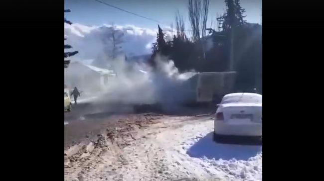 В селе Изобильное под Алуштой 23 декабря загорелся маршрутный автобус