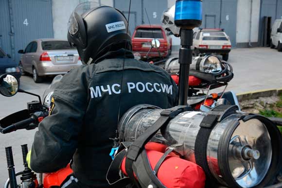 пожарный мотоциклист