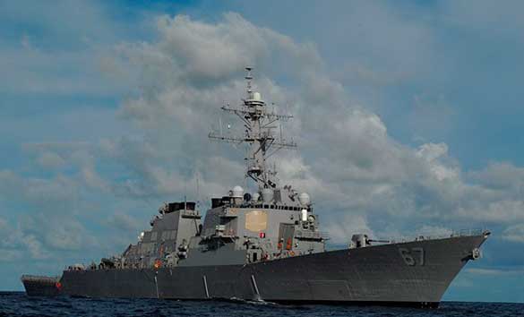 ракетный эсминец 6-го флота США USS Cole