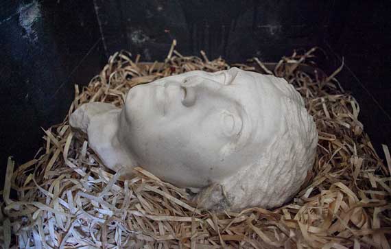 голова императрицы Ливии из белого каррарского мрамора из фондов музея НЗ «Херсонес Таврический»