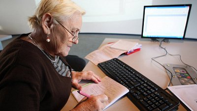 Севастопольских пенсионеров обучат компьютерной грамотности