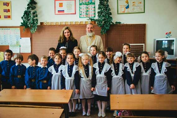 Севастопольских школьников хотят нарядить в форму дореволюционных гимназистов 