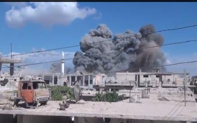 Российские боевые самолеты, базирующиеся на авиабазе в сирийском городе Латакия, нанесли первые удары по объектам в Сирии