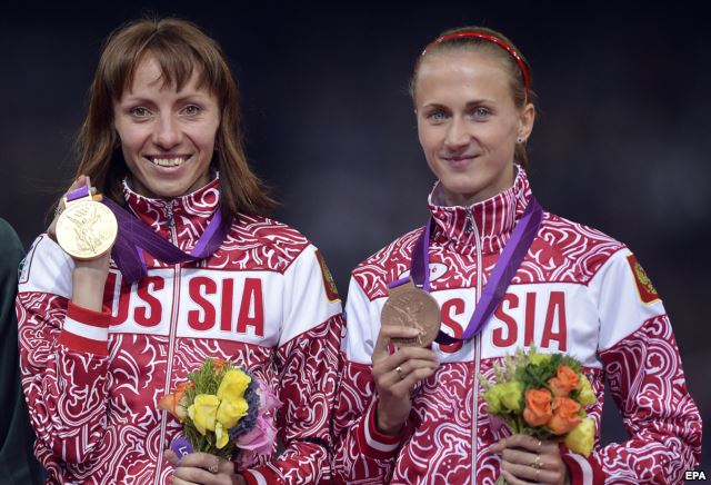 Лондон, Олимпиада-2012 – занявшие первое и третье места в финальном забеге на 800 метров россиянки Мария Савинова и Екатерина Поистогова. Теперь спортсменок может ожидать пожизненная дисквалификация
