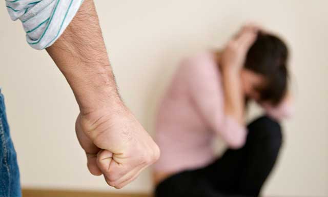 избиение, семейное насилие