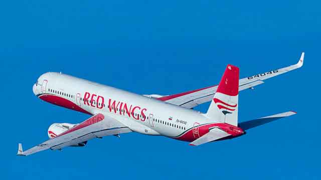 Пассажирский самолет российской компании Red Wings