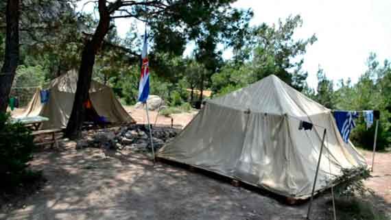 палаточный лагерь 