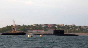 Военные выводят подводные лодки из Севастопольской бухты. Будут проводиться военные учения. Сегодня движение пассажирских катеров от Артбухты до Радиогорки приостановлено  с 10 до 13  часов.