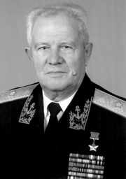 13 ноября 2016 года ушел из жизни последний севастопольский ветеран Великой Отечественной войны, носивший звание Героя Советского Союза, Петр Павлович Павлов