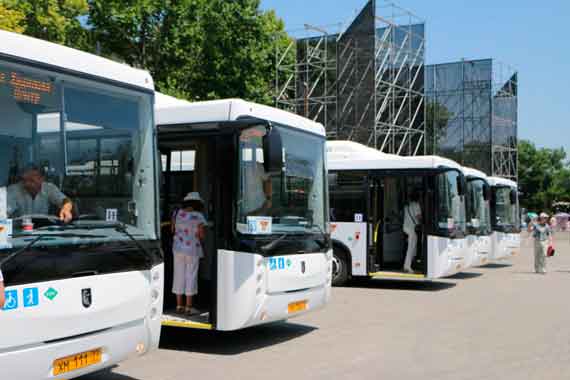 Низкопольные автобусы, оснащенные кондиционерами, начали курсировать по новому маршруту №34 от Балаклавы до парка Победы.