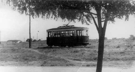 На территории военно-исторического парка на Федюхиных высотах в Севастополе будет ходить трамвай образца конца XIX века – точная копия первого севастопольского трамвая.