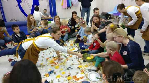 Центр помощи неговорящим детям начал свою работу в Крыму