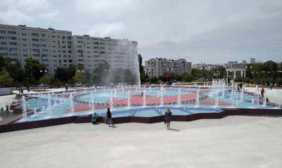 Общественники, ветераны и севастопольские власти провели приёмку выполненных работ в парке Победы