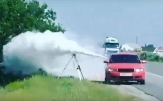Крымские водители воюют с камерами при помощи огнетушителей 