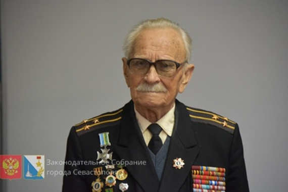 На 94-м году жизни ушёл из жизни защитник Севастополя, юный участник второй обороны, капитан первого ранга в отставке Болгари Владимир Петрович.