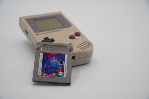 «Тетрис» идеально подходит для «Game Boy», новой портативной системы, выпущенной «Nintendo» (Япония)