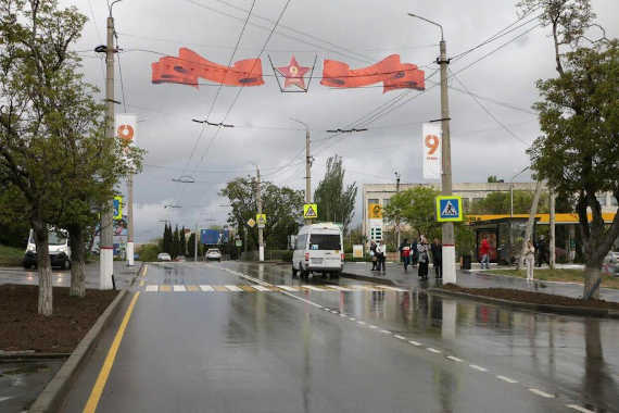 В Севастополе в рамках кампании «Улица Победы», приуроченной к 75-летию Победы, завершен ремонт автомобильной дороги проспект Победы