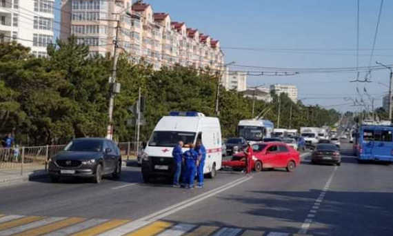 В Севастополе в ДТП попала «скорая» с пациентом 