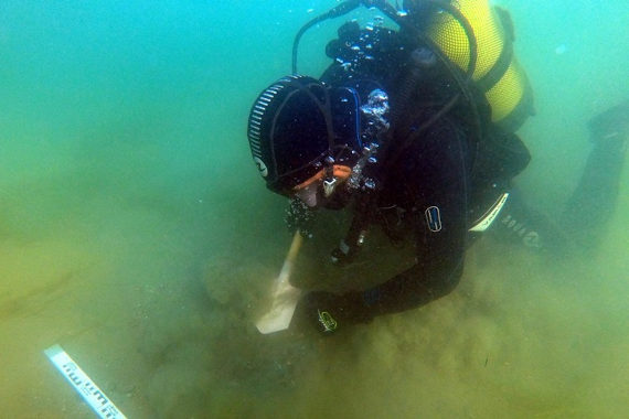 подводный археолог